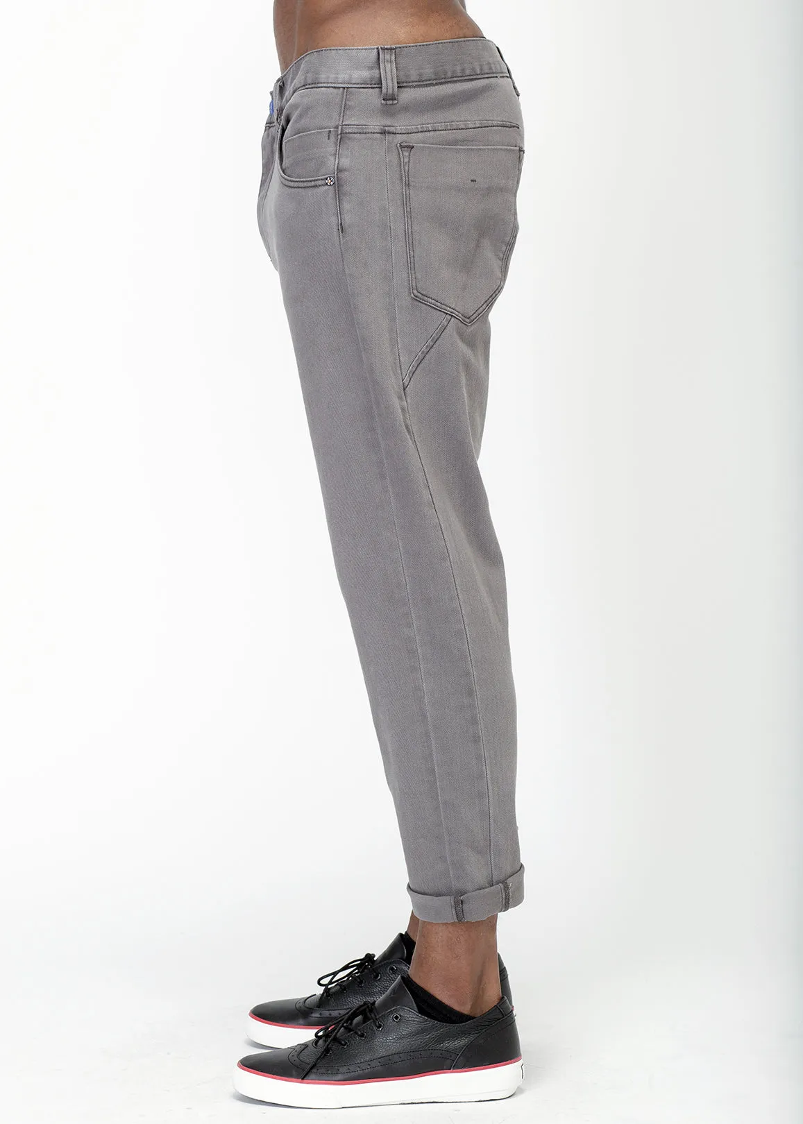 Konus Men's Cropped Twill Pant With Dart Detail in Gray