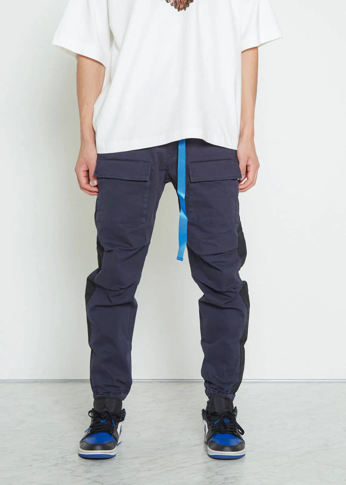 Konus Men's Woven Jogger with Tape in Navy