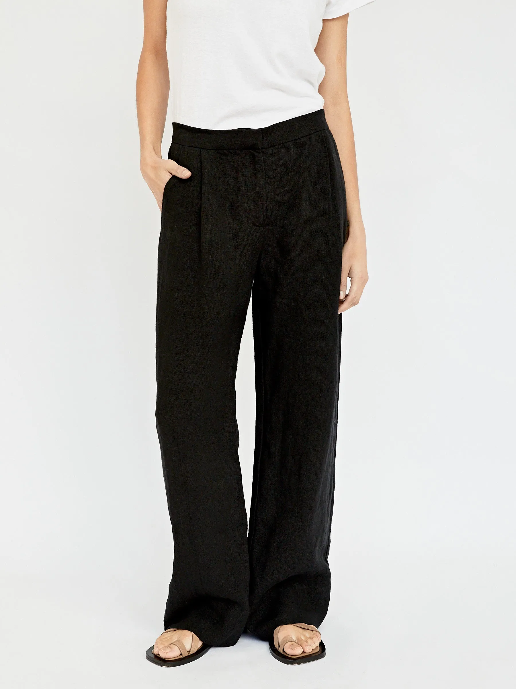 Linen Pleated Detail Trousers