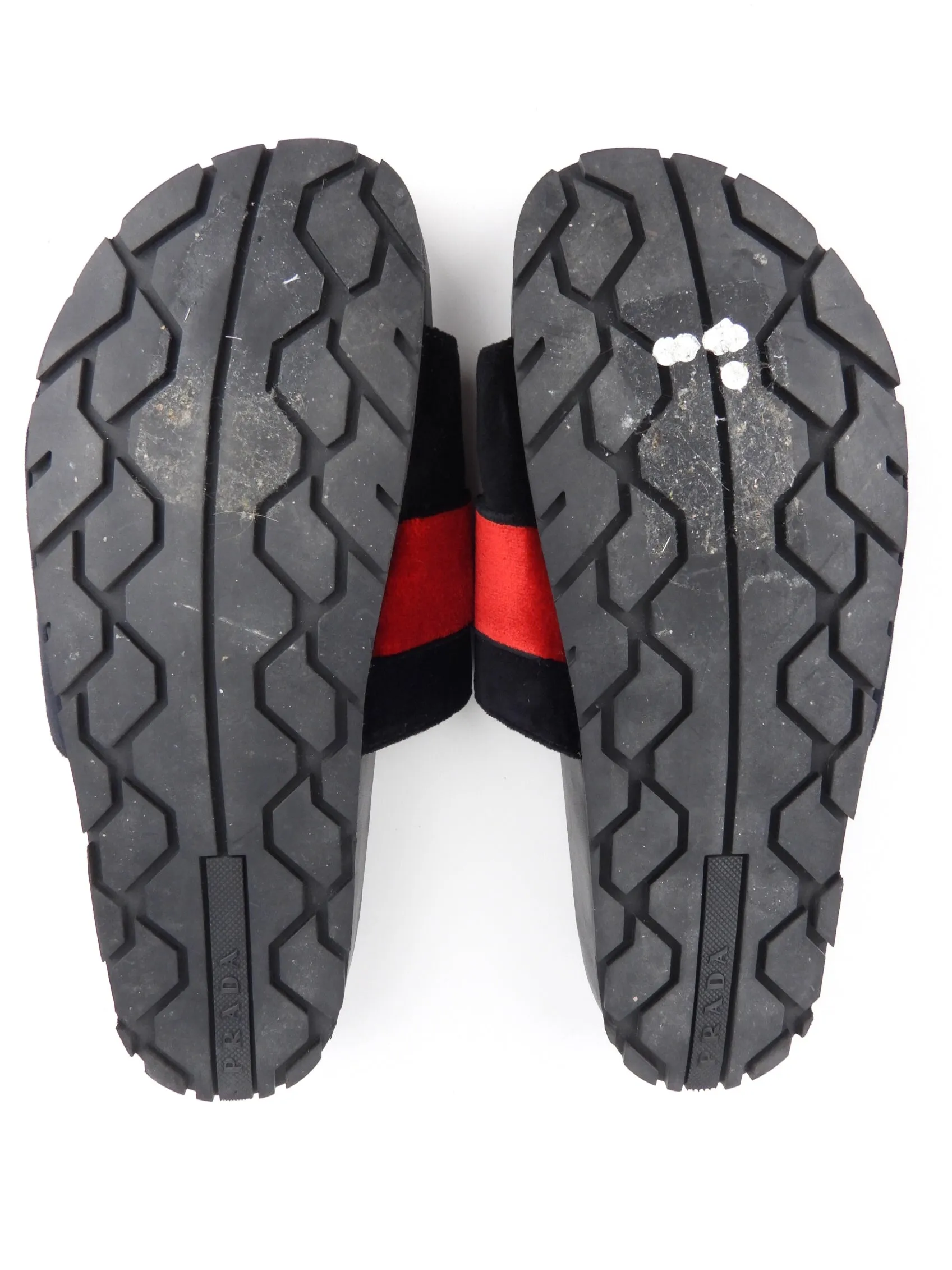 Prada Black and Red Printed Velvet Flip Flop Slip on Sandals - 40.5