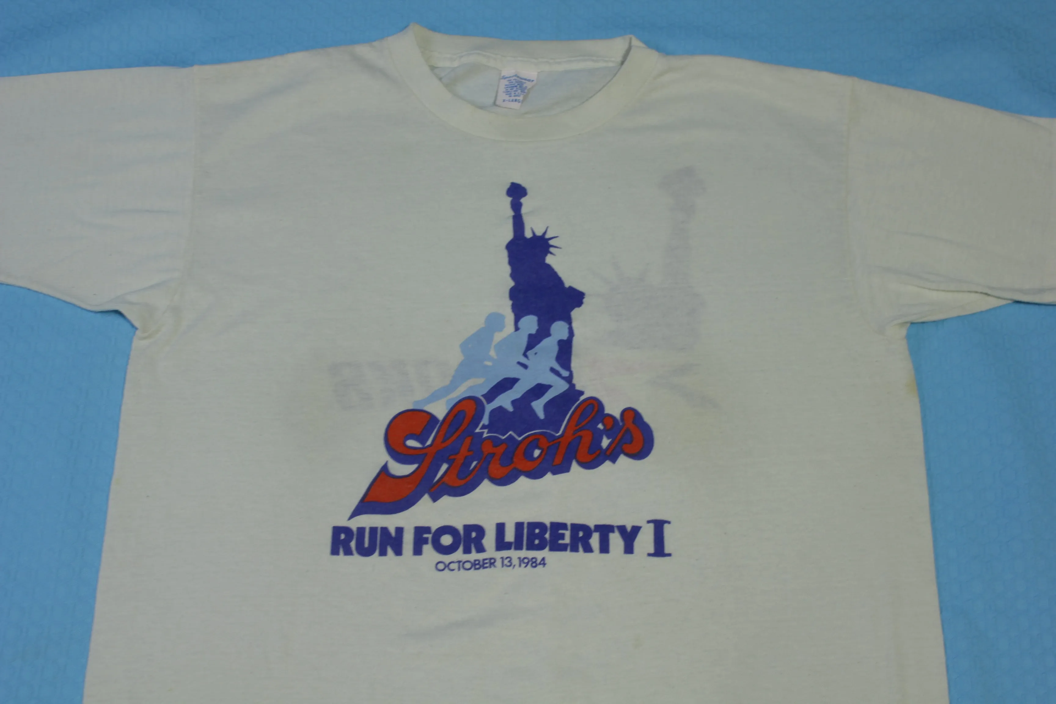 Run For Liberty I NYC Stroh's Beer Brooks Shoes Vintage 80's Marathon Single Stitch T-Shirt