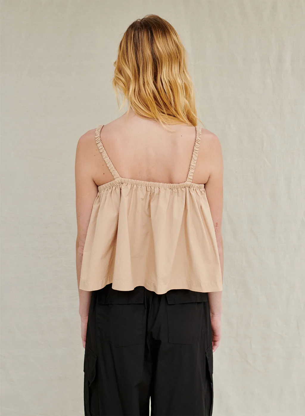 Structured Poplin Swing Top in Wheat