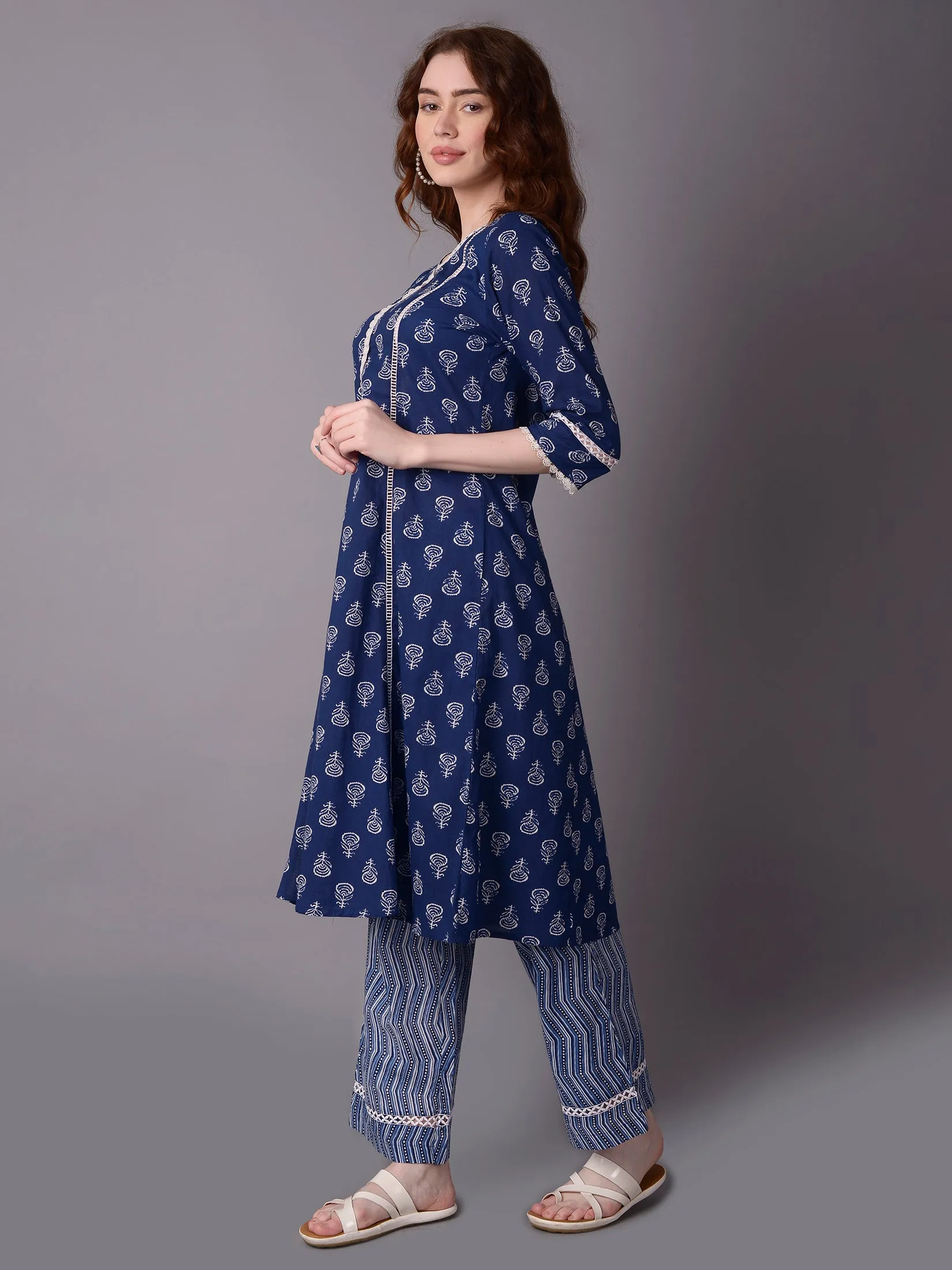 Women Blue A-line Printed Kurta With Comfort Pant